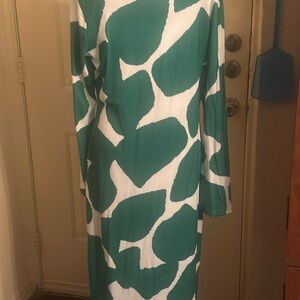 STYLEWE Green and White Abstract Long Sleeve Dress